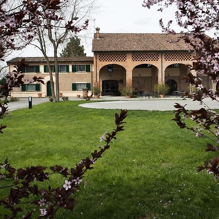 Agriturismo Tenuta Casteldardo Besenzone Экстерьер фото