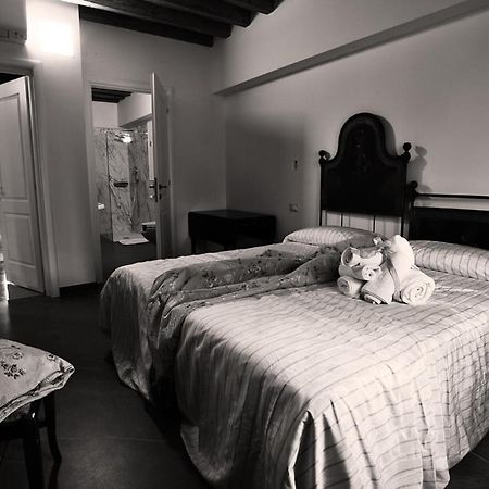 Agriturismo Tenuta Casteldardo Besenzone Экстерьер фото
